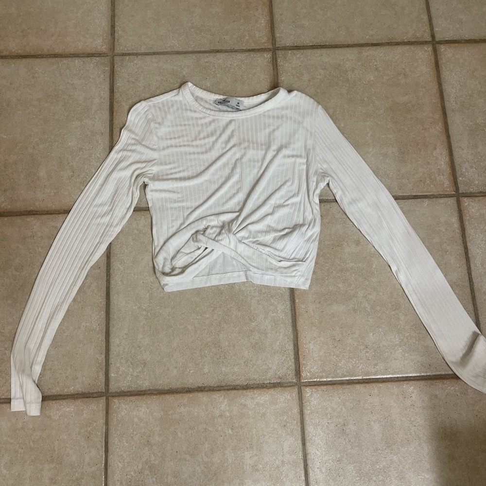 White Hollister long sleeve in size m